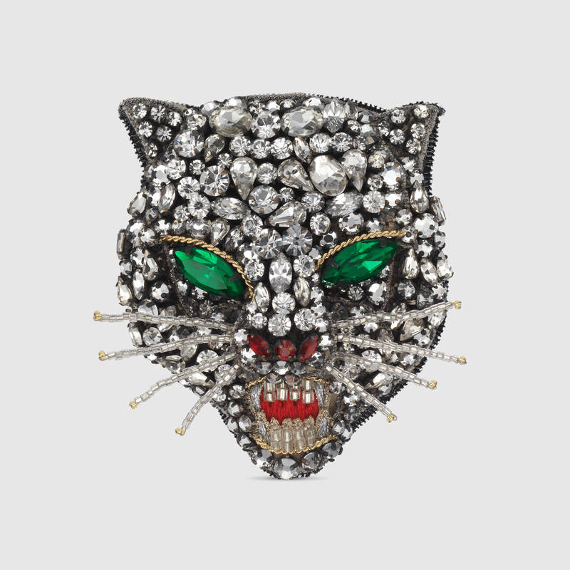 Crystal cat head brooch (1)